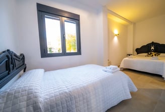 Casa rural hasta 11 personas. Finca alojamiento hasta 35 personas