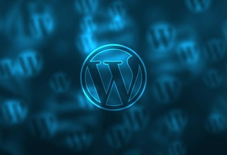 Une image avec le logo WordPress