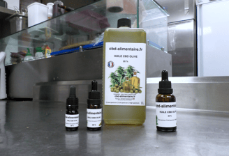 Huile d'olive enrichie en CBD, bouteille d'un litre, fiole de 30ml, de 10ml et de 5 ml