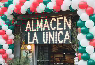 decoration and ambiance of supermarkets