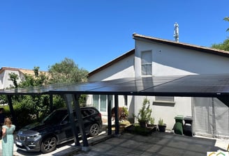 pergola solaire adosée a votre maison