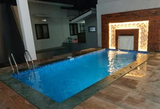 Kolam renang minimalis dan elegan buatan dayanapool