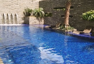 kolam renang minimalis dan mewah garapan dayanapool