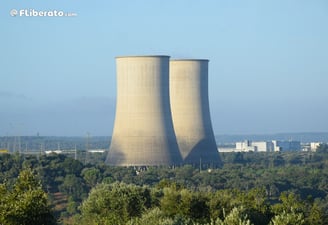 Torres-de-refrigeração-Central-Termoelétrica-do-Pego
