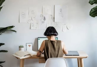 Coleção de arte clássica disponível para visualização e aquisição em uma galeria online.