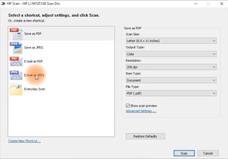 Screenshot of HP printer software installation on a laptop, guiding users through driver setup.