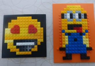 Emoji hecho con piezas de LEGO, Minion hecho con piezas de LEGO. Planchas de LEGO impresora 3d.