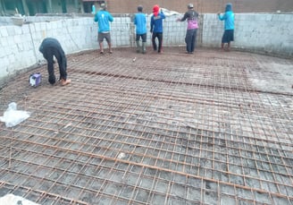 Struktur kolam renang dan pembesian oleh dayanapool