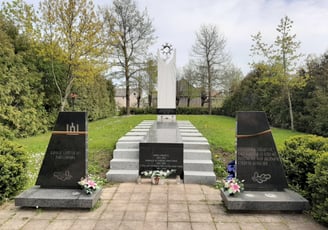 Memorialas Papilio krašto partizanams ir tremtiniams, Lietuvos partizanų kapas
