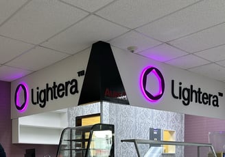 Letreros con iluminación LED y Channel Letters personalizados
