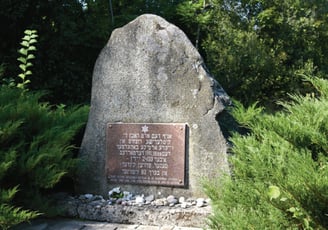 Holokausto aukų kapas
