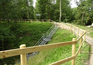 Karvės ola, karstinė įgriuva, Biržai