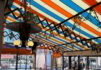 STORES À CROISILLONS