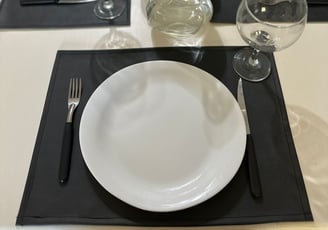 Individuales negros de diseño propio de cosas lindas