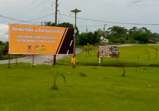 Campaña en Buenaventura publicidad exterior transito via cali buenaventura sector cordoba