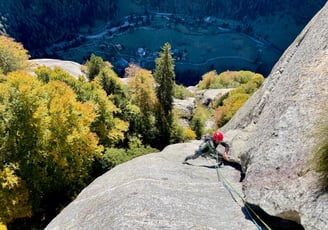 Climbing on Luna Nascente, Val di Mello - Italy