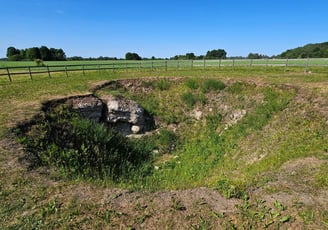 geologų duobė, lankytinos vietos Biržuose, karstinės įgriuvos
