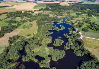 Kirkilų karstiniai ežerai