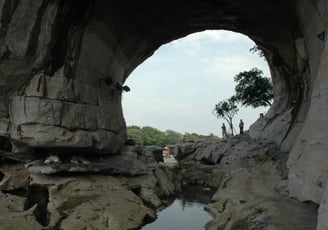 Nick and Tracey Billington at the River near Guilin in China