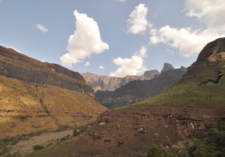 Tugela gorge walk and Policemans Helmet, Thendele Upper Camp, Drakensberg Amphitheatre, South Africa