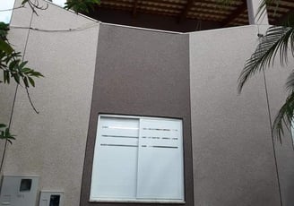 Fulget Fachadas Durabilidade Excepcional: Projetado para resistir aos elementos