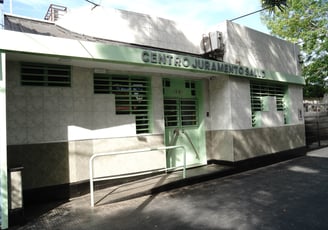 Centro Juramento Salud Frente