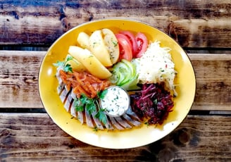 herring with boiled potatoes Snekutis