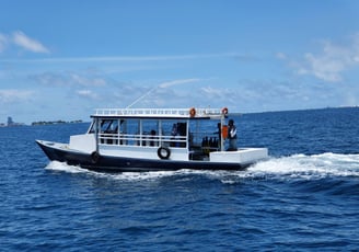 ISM Maldives Superyacht Agent diver gears dive guides diev instructors and dive boats raajjedivers