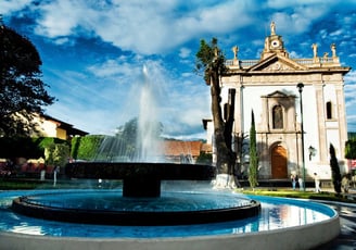 charter a ixtapa desde uruapan