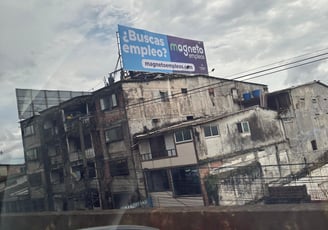 Campaña Magneto agencia de empleo en Buenaventura - valla publicidad exterior pacifico Colombia