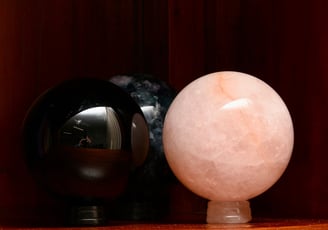 Crystal spheres