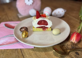 entremet vanille fraise bergamote nid de pâques gateau dessert de pâques