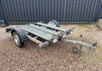 Motociklo priekaba, nuoma, transportavimas motofast.lt