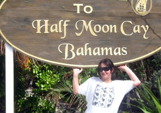 foto da autora na chegada a half moon cay