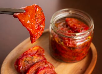 Tomates confitados de la casa