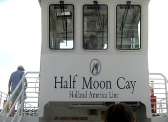 Holland America tender em Half moon cay voltando para o navio