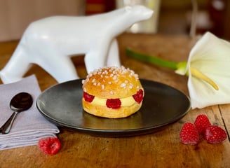 Tropezienne ispahan framboise rose litchi