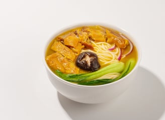 Hot Halal Beef Noodle Bowl with Broth – Kol Noodle NYC