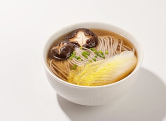 Hot Halal Beef Noodle Bowl with Broth – Kol Noodle NYC
