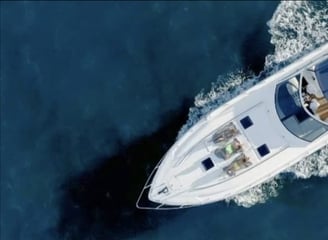 Notre Yacht Ipanema 54 à louer pour une excursion sur Lisbonne