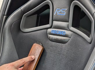 nettoyage alcantara voiture