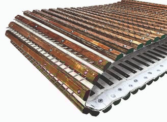 wooden spike lattice