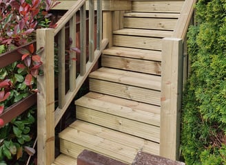 caprentry wor, decking stairs