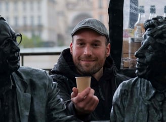 le gone à roulettes triporteur café ambulant itinérant Adrien Lyon