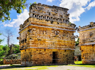 temple iglesia excursion Chichen Itza