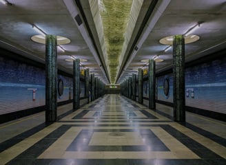 Kosmonavtlar Metro Station, Tashkent