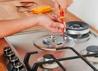 reparacion de estufas, lavadoras, licuadoras, ollas, televisores, aires acondicionados, freidoras