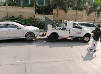 vehicle towing service in hyderabad