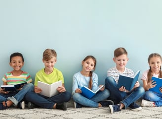 niños leyendo