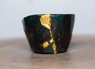Kintsugi workshop in Amman, Jordan – Discover the art of Japanese pottery repair at Gilgamesh for Creative Arts